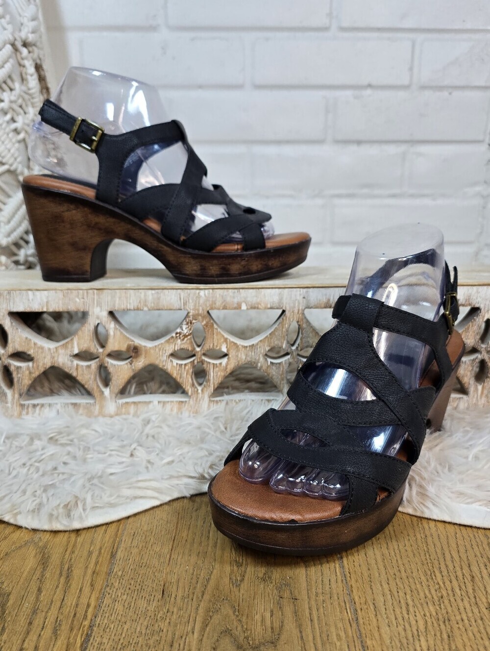 BOC Black Strappy Block Heel Sandals Size 8